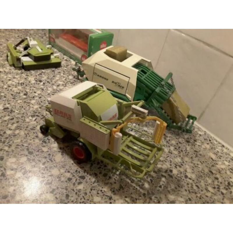 Siku 4 stuks machines 25 euro, nette staat