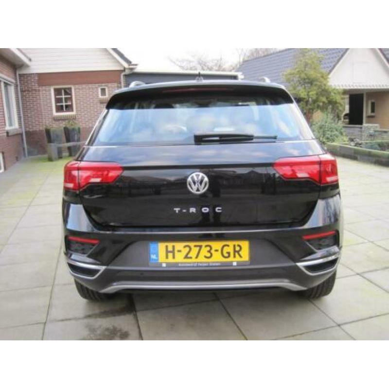 Volkswagen T-ROC Style , clima , nav , parkpilot , stoel ver