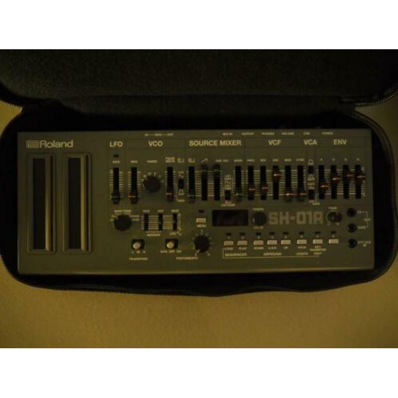 Roland Sh-01A