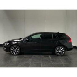 Volvo V60 2.0 D4 Linje Svart Sport Leder, Xenon, Camera, Nav