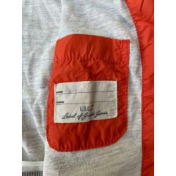 ** Oranje blauwe zomerjas L.O.G.G. (maat 98) € 7,50 **