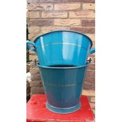 Blauw emaille teil met gouden rand brocante