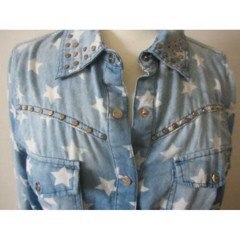 Blauwe blouse van Ambika en Invent maat 38