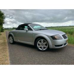 Audi TT Roadster 1.8 5V Turbo '189DKM' Zeer Netjes/Motorscha