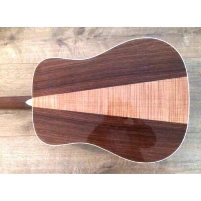( Semi ) akoestisch gitaar