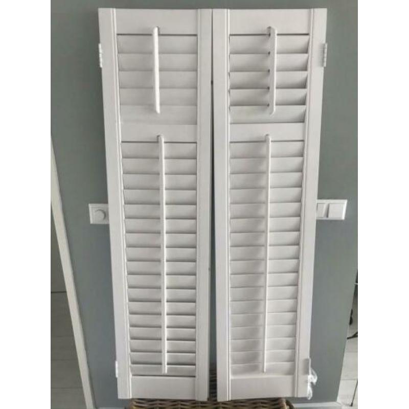 Houten shutters, RAL 9010 Jasno