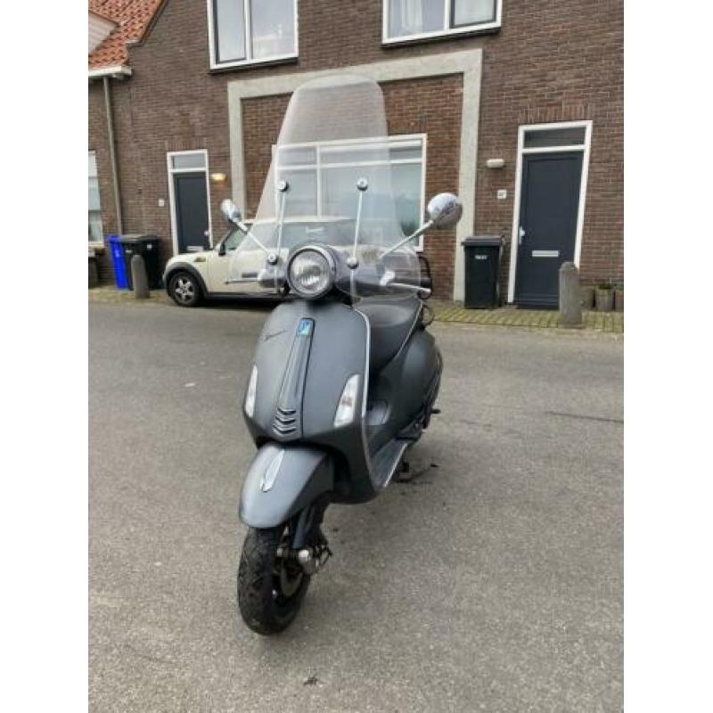 Vespa primavera 25km/h, 4 takt, BWJ 2014