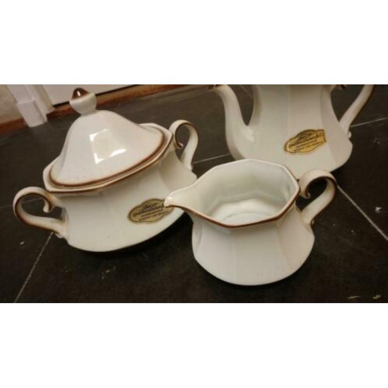 Bavaria Winterling servies, theepot, melkkan. Goede staat!