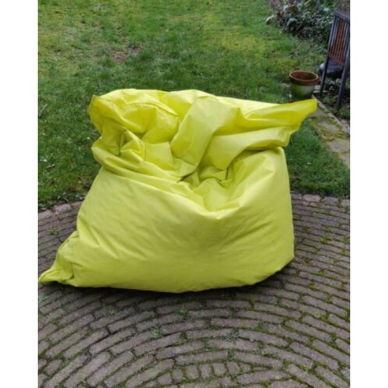 Grote zitzak lichtgroen