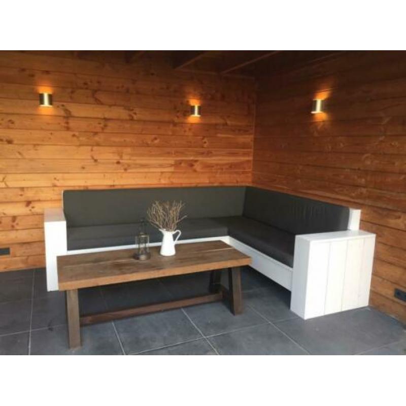 Douglas tuinbank / loungebank met tafel en kussens