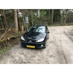 Peugeot 206 1.6 16V Gentry 3D 2002 Zwart