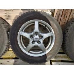 15" LM velgen (onbeschadigd) + nieuwe winterbanden 195/65