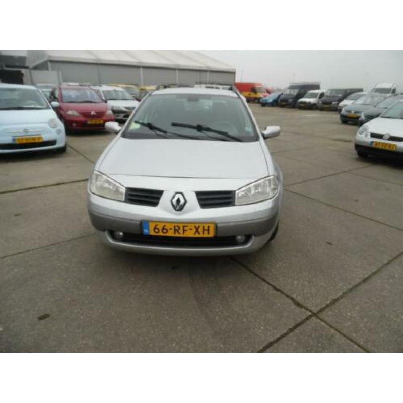 Renault Mégane Grand Tour 1.6-16V Priv.Luxe