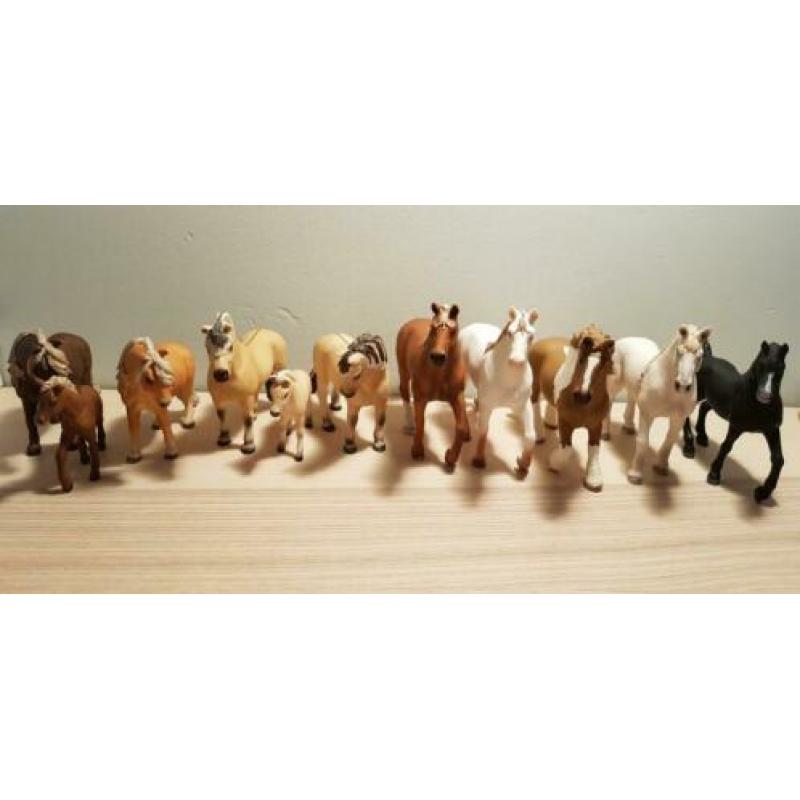 Schleich paarden / pony's en ruiters
