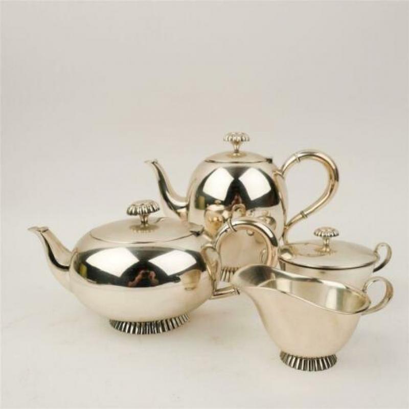 Wilkens zilveren art deco koffie en theeset