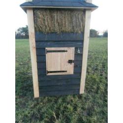 landelijke minihooiberg kippenhok hand made