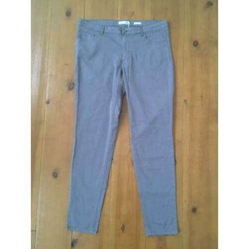Jackpot nieuwe grijze broek extra lang, maat 34 (= XL XXL)