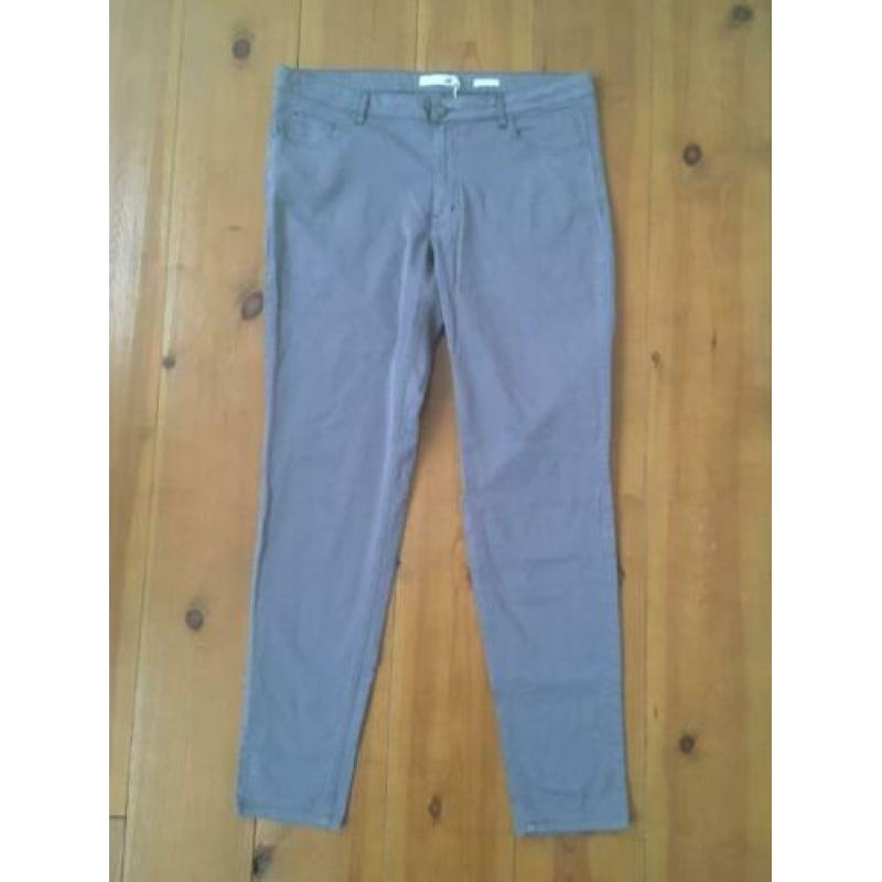 Jackpot nieuwe grijze broek extra lang, maat 34 (= XL XXL)