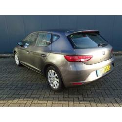 Seat Leon 1.0 EcoTSI 115PK 2015 Grijs 5drs