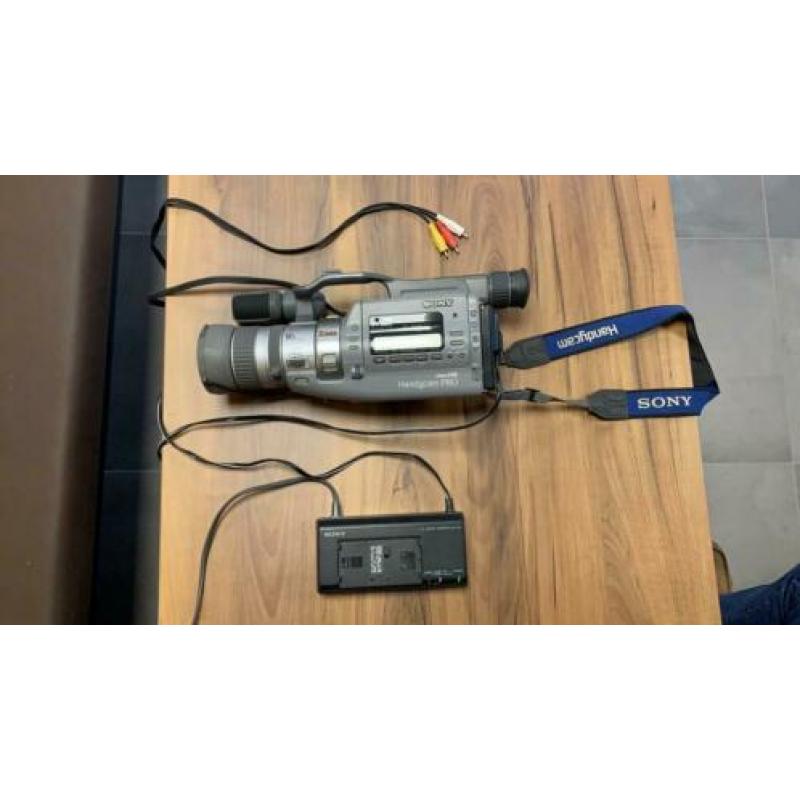 Sony hi8 handycam