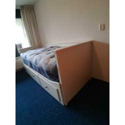 Hemnes bedbank
