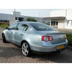 Volkswagen PASSAT PASSAT; FSI 85 KW Navigatiesysteem Airco N