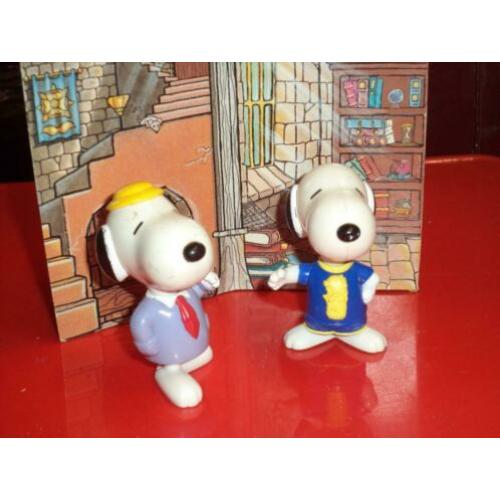 2 McDonalds Poppetjes van SNOOPY World Tour [Peanuts]