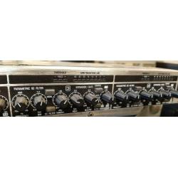 Behringer Multigate Pro XR 4400