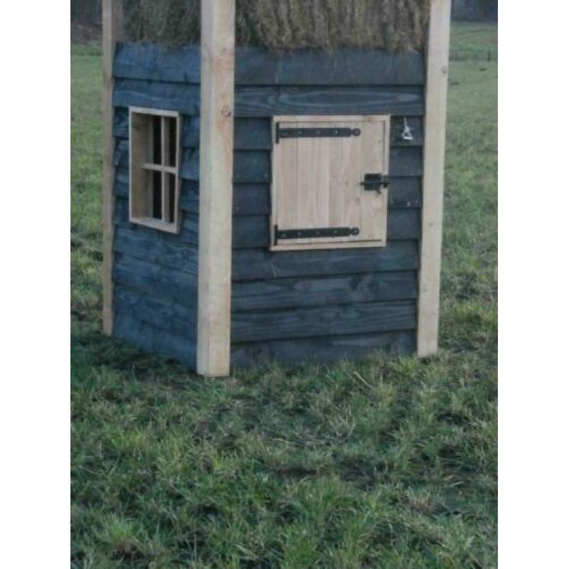 landelijke minihooiberg kippenhok hand made