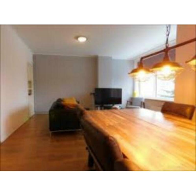 Apeldoorn appartement, 1 april te huur, top locatie nabij NS
