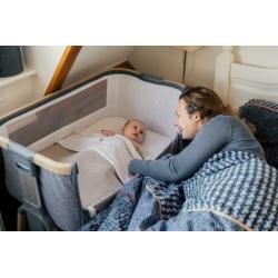 Tutti Bambini CoZee co-sleeper te huur - gratis bezorgd!