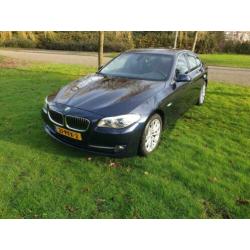 BMW 5-Serie 3.0 525D 6 Cilinder AUT 2011 Blauw