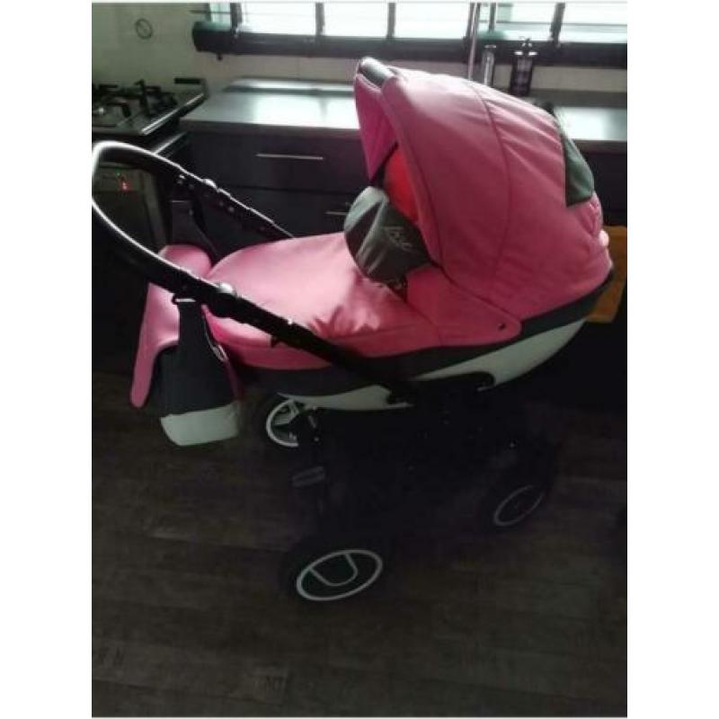 Fijne mooie combi kinderwagen