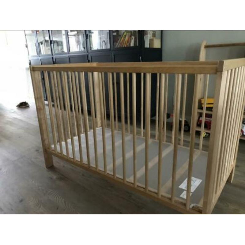 Ledikant/ co-sleeper Ikea hout