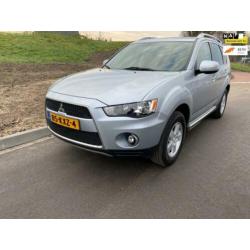 Mitsubishi Outlander 2.0 Intro Edition Trekhaak,Half leer,na