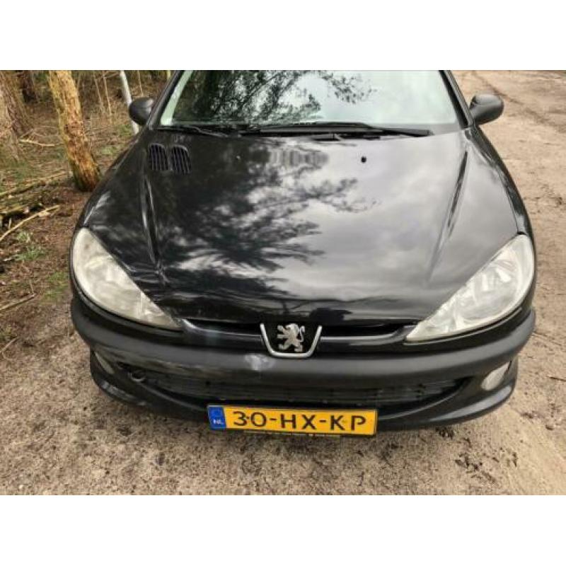 Peugeot 206 1.6 16V Gentry 3D 2002 Zwart