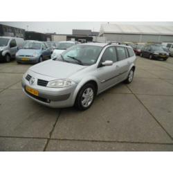 Renault Mégane Grand Tour 1.6-16V Priv.Luxe