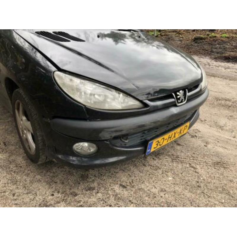 Peugeot 206 1.6 16V Gentry 3D 2002 Zwart