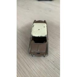 Dinky toys fiat 1200 grand vier