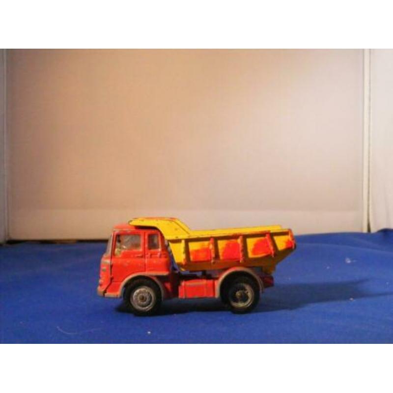 Bedford tractor unit tipper kiepwagen, Corgi toys 494
