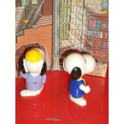 2 McDonalds Poppetjes van SNOOPY World Tour [Peanuts]