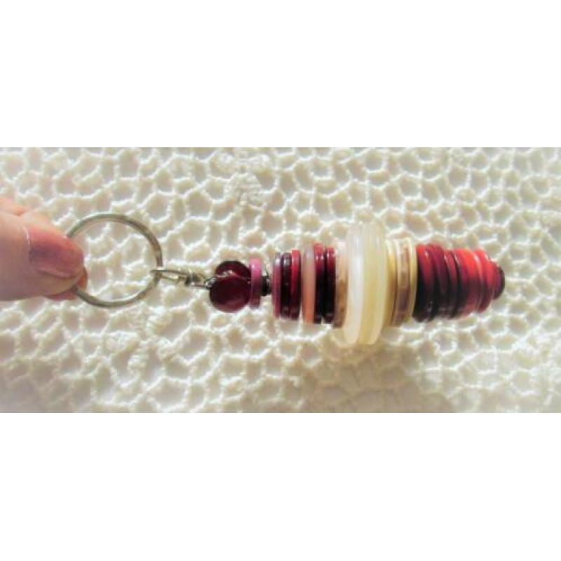 Vintage kunststof Swirl knoopjes nr. B1059 creme