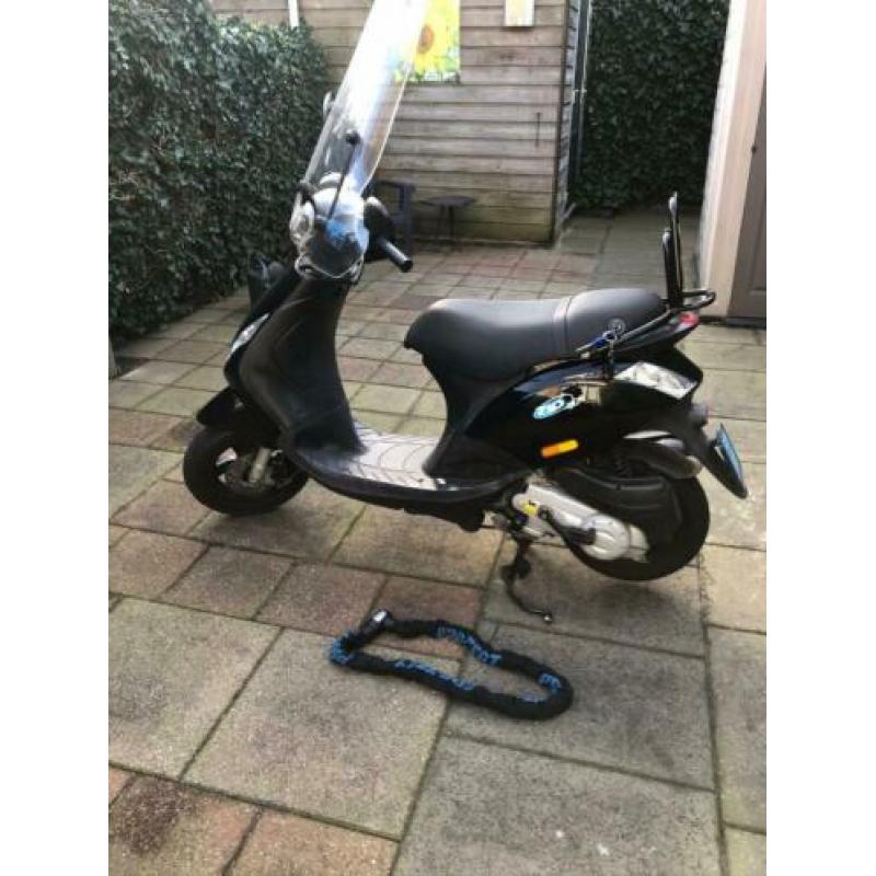 Piaggo Zip 4T