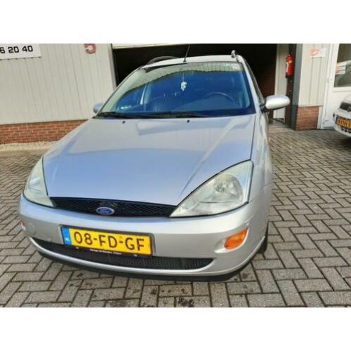 Ford FOCUS 1.6i 16V WAGON AIRCO/ZWART LEER/SPORTVELGEN