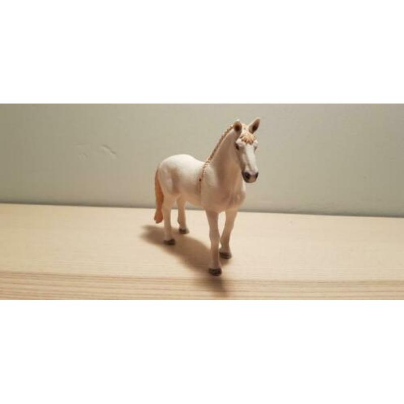 Schleich paarden / pony's en ruiters