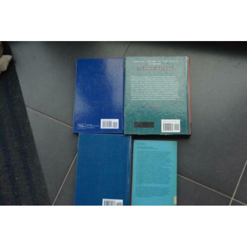 4 boeken over zorg / ergotherapie.