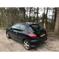 Peugeot 206 1.6 16V Gentry 3D 2002 Zwart