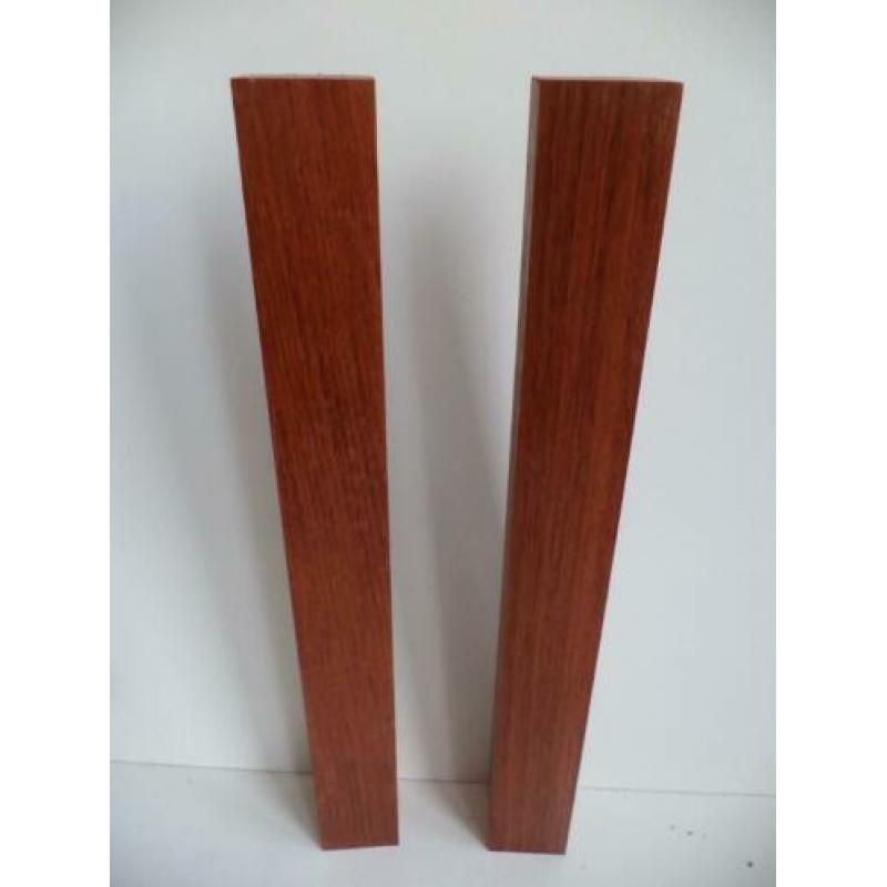 jatoba houten balkjes draaiwerk, heften handvaten geschaafd
