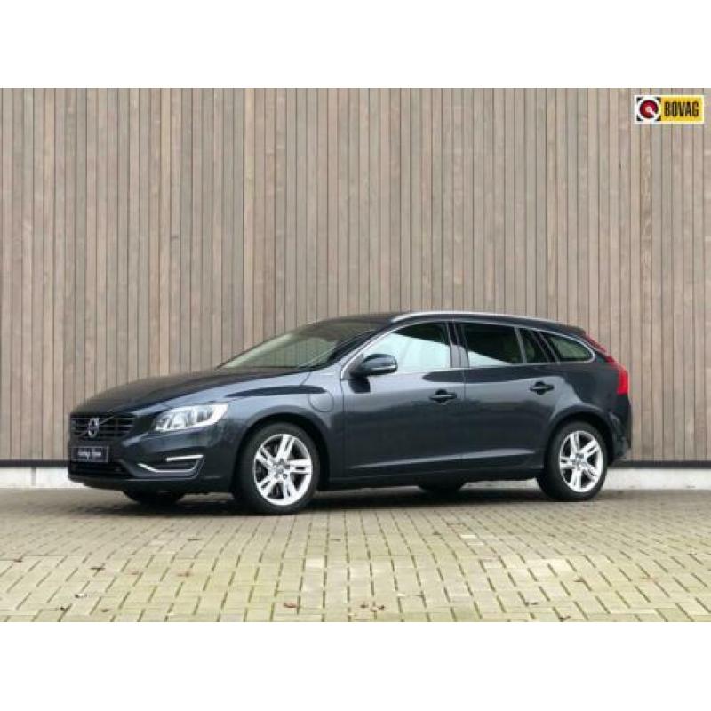 Volvo V60 2.4 D6 Twin Engine R-Design 2015 Grijs