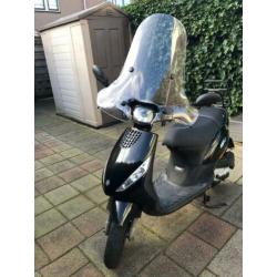 Piaggo Zip 4T